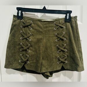 The Impeccable Pig, Army Green lace up Shorts, Small